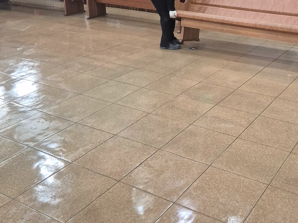 함양군 병곡면 예배당 방송실 장비 주변 정밀 위생청소 사례 - 행진크린
