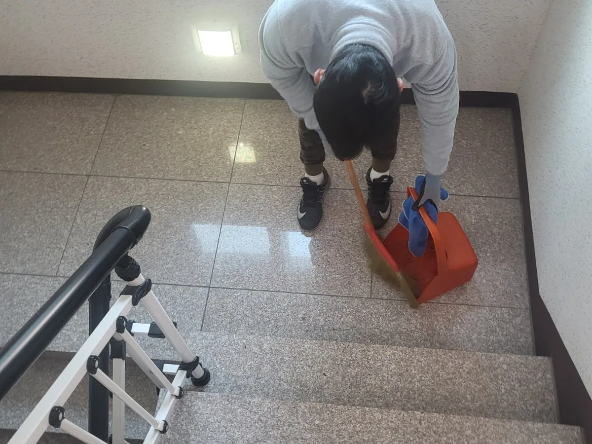 하동군 북천면 오피스 기계실 장비 주변 정밀 위생청소 사례 - 행진크린